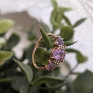 Elegant Gold and Purple Gemstone Ring